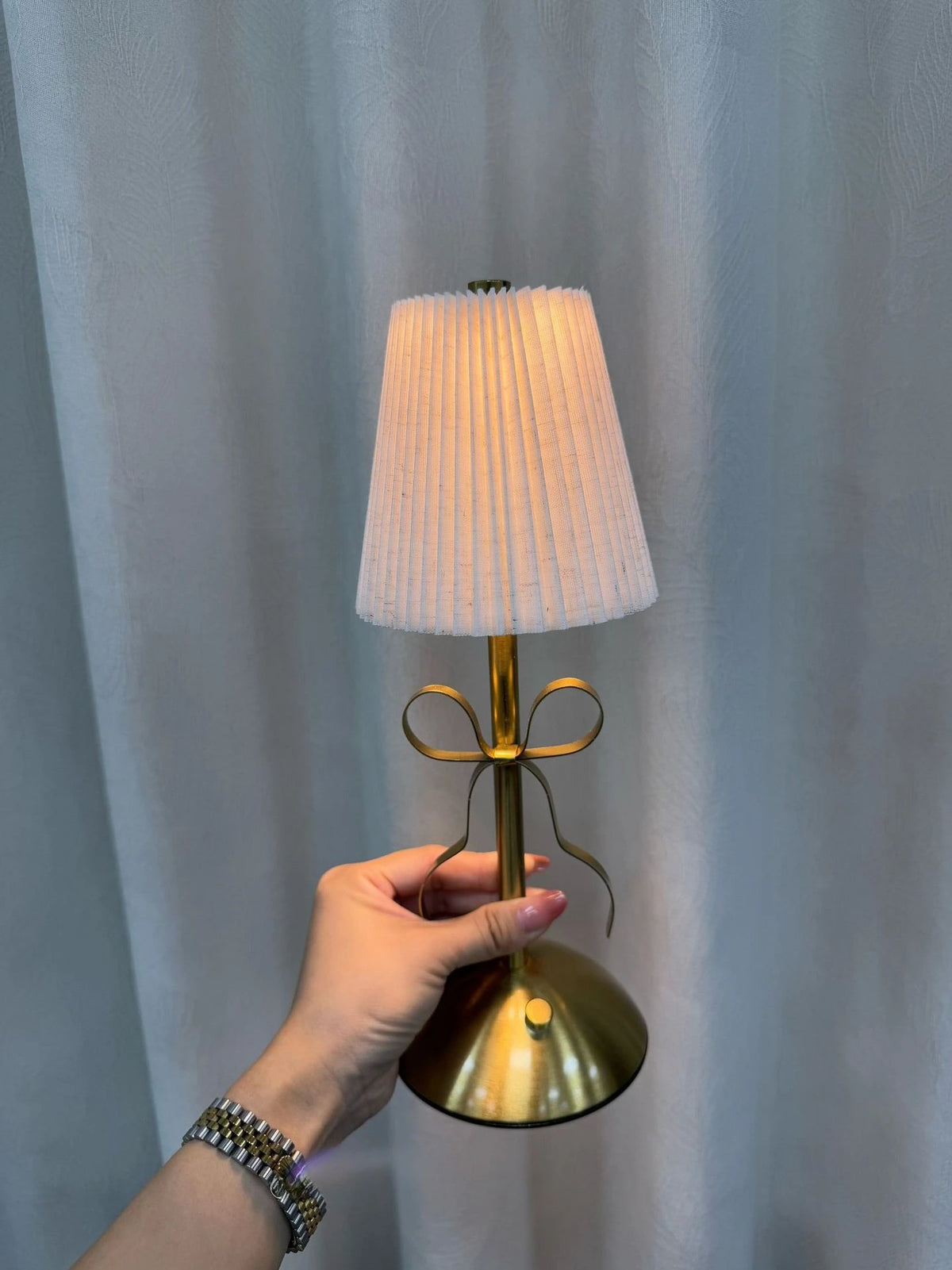 LED Desk Lamp Fabric Shade Rechargeable Atmosphere Night Light Warm Creative Luxury Decoration Bow Room Decor Desktop Ornament