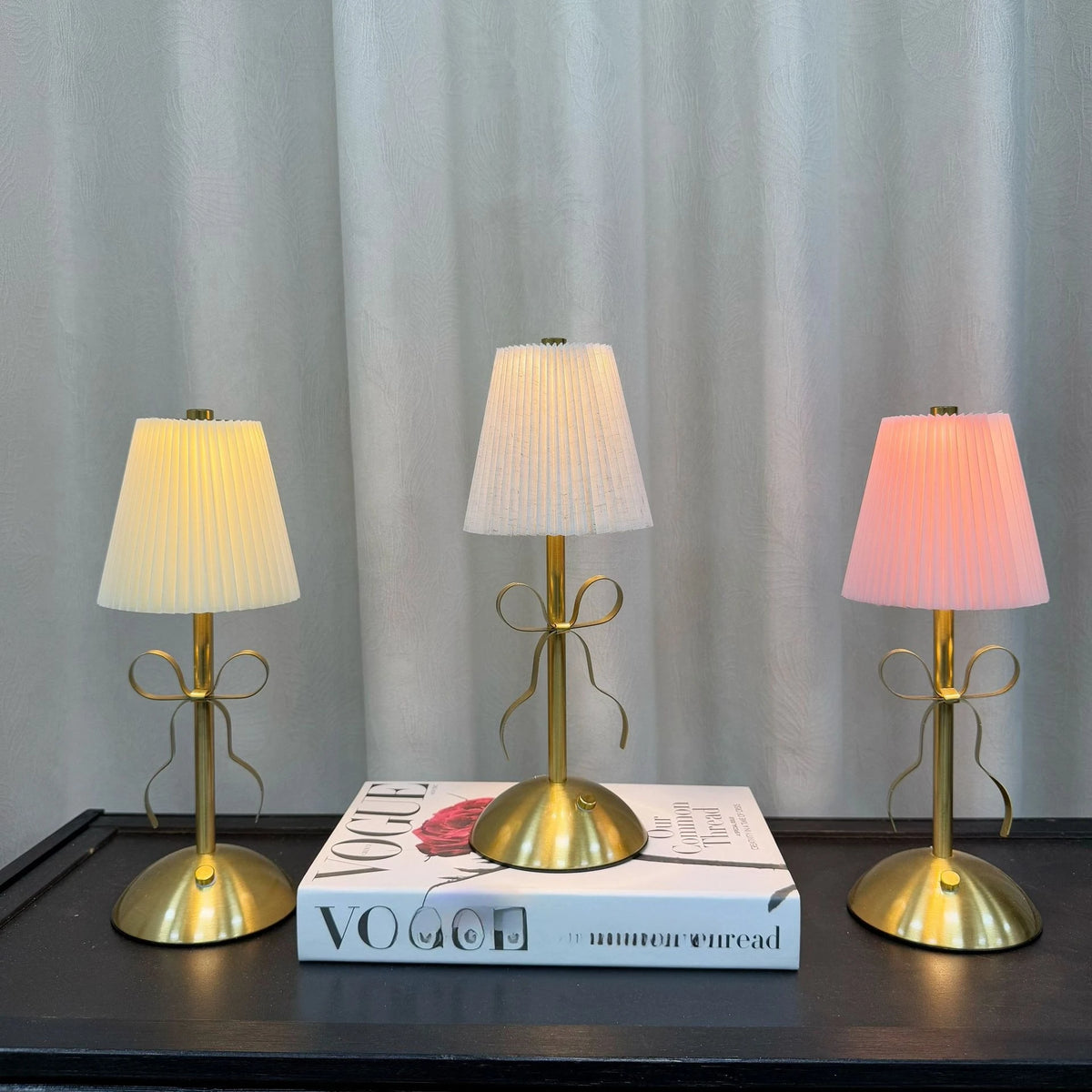 LED Desk Lamp Fabric Shade Rechargeable Atmosphere Night Light Warm Creative Luxury Decoration Bow Room Decor Desktop Ornament