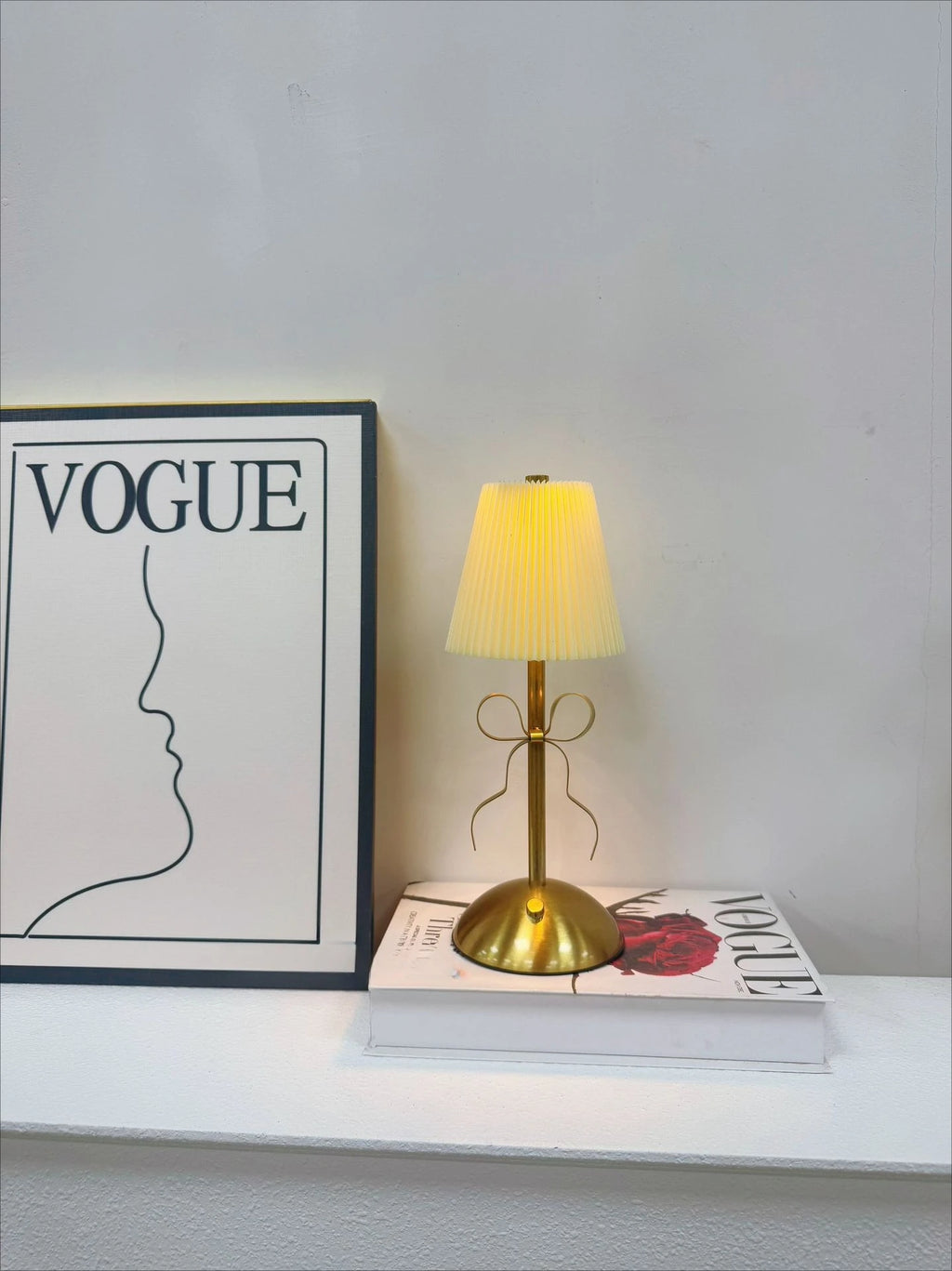 LED Desk Lamp Fabric Shade Rechargeable Atmosphere Night Light Warm Creative Luxury Decoration Bow Room Decor Desktop Ornament